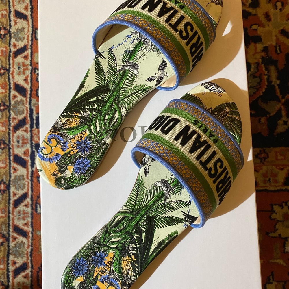 🛑SOLD🛑Authentic New Dior DWay Tropicalia Slide - Picture 4 of 6